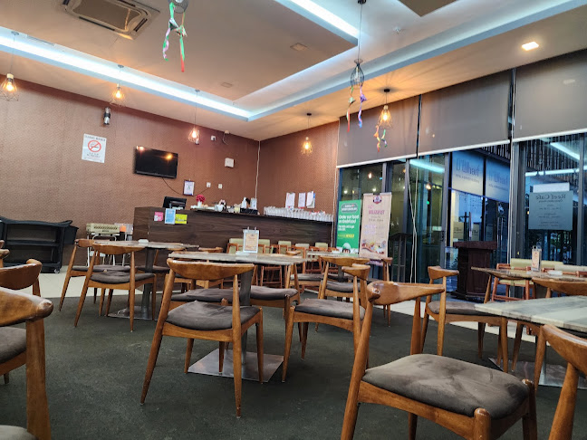 Reef Cafe@D'Wharf Hotel - Gastronomi dan perhotelan