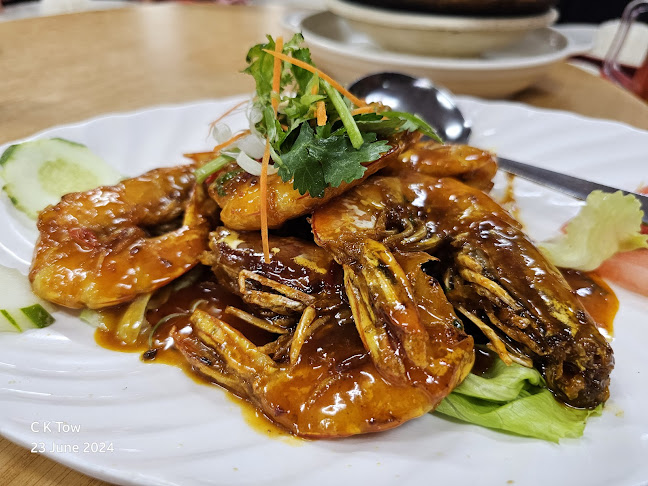 Uncle Ng Restaurant 皇廷囍宴海鲜酒家