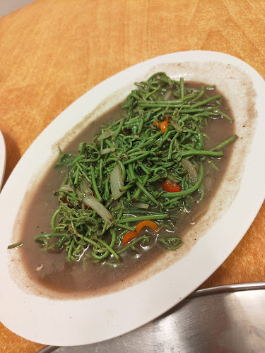 Seafood Padungan Bay Restaurant - Gastronomi dan perhotelan