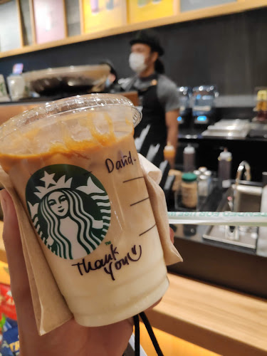 Opinii despre Starbucks Reserve Gurney Plaza în George Town - Gastronomi dan perhotelan