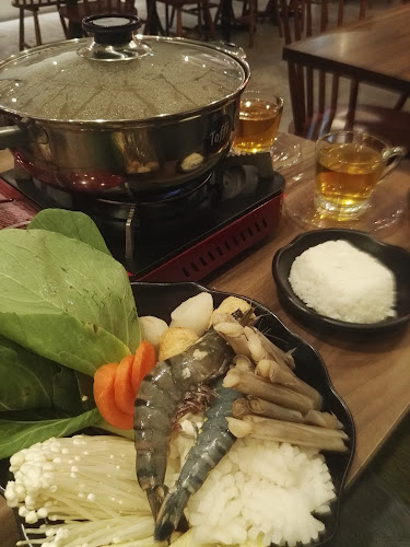 Comentarii opinii despre Saigon Bowl