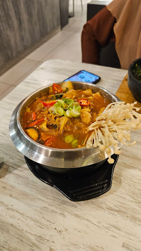 Seoul Garden - Gastronomi dan perhotelan