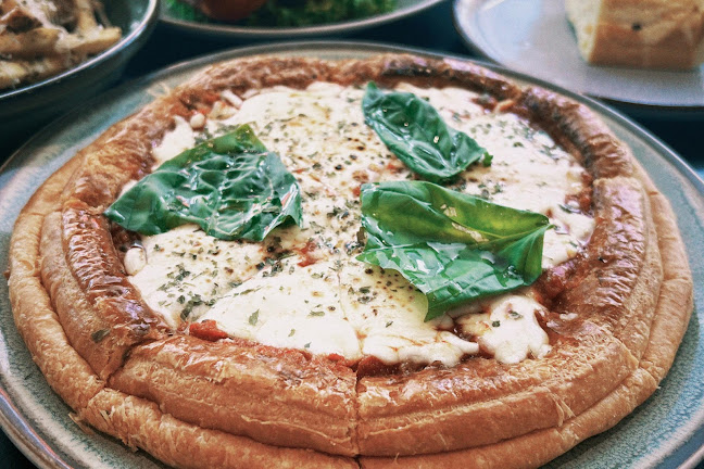 V88 Cafe & Bar Starhill