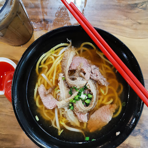 Miu Miu Cafe - Gastronomi dan perhotelan