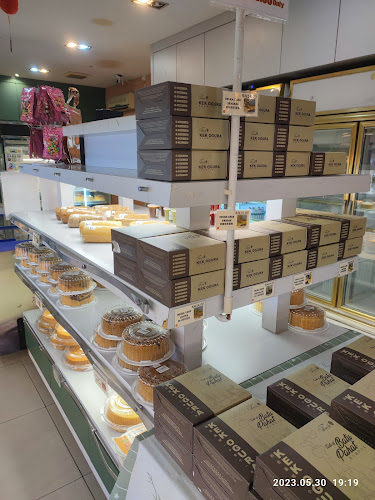 Kedai Kek & Roti Family | 芳鄰西點蛋糕