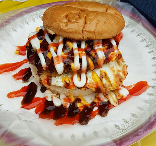 Burger Buaya USJ - Gastronomi dan perhotelan