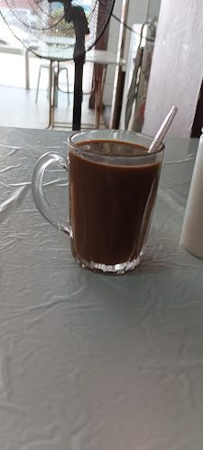 Yong Ho Cafe - Gastronomi dan perhotelan