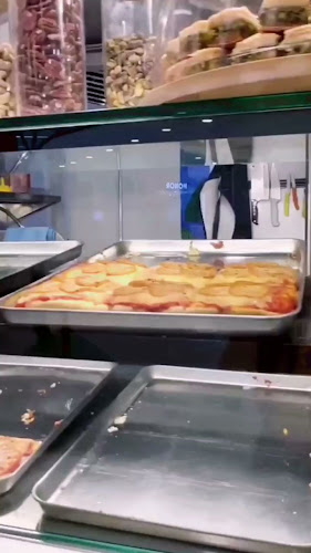 Pizza & Kunafa Wagon | Gurney Plaza Food Hall - Pulau Penang