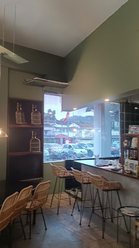 Alexandria's coffee & dining - Gastronomi dan perhotelan