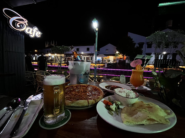 river side and road side, 68, Lorong Hang Jebat, city, 75200 Melaka