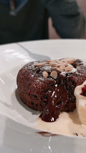 Vivo Pizza Berjaya Times Square - Gastronomi dan perhotelan