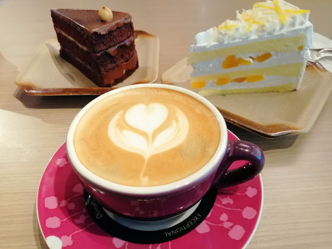 Comentarii opinii despre Madeleine Cafe & Patisserie