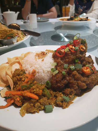 Cafe Cafe - Gastronomi dan perhotelan