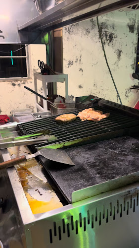 Greenwood Burger Bakar - Gastronomi dan perhotelan