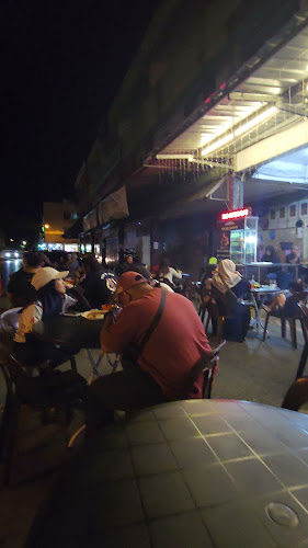 MJAYS CAFE - Kuching