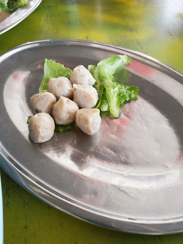 Comentarii opinii despre Restoran Chat Sook 冷气七叔玲珑饭店