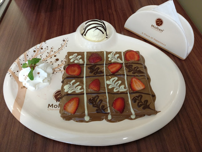 Comentarii opinii despre Molten Chocolate Cafe Uptown Damansara