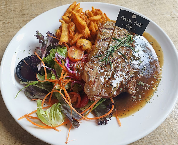 Bali Bali Cafe - Gastronomi dan perhotelan