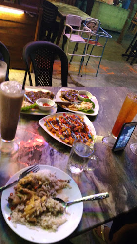 Opinii despre Pusat Makanan Batu Gajah în Batu Gajah - Gastronomi dan perhotelan