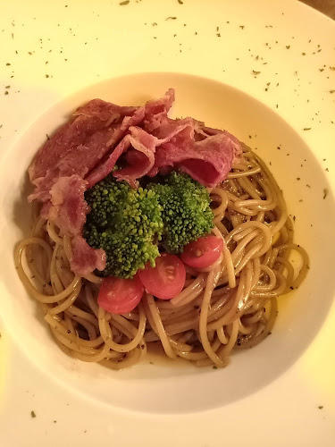 Bali Bali Cafe - Teluk Intan