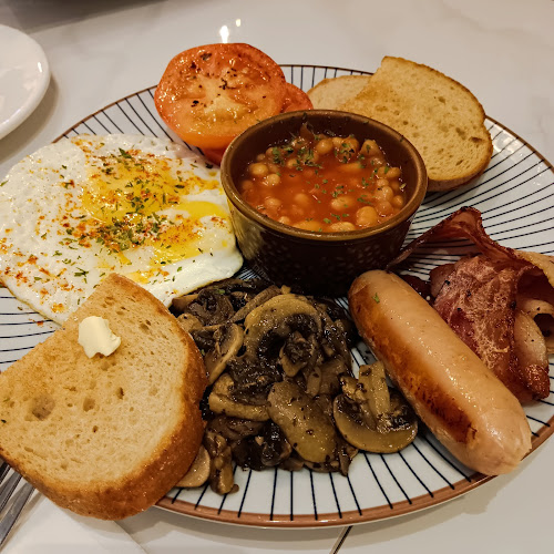 Comentarii opinii despre Breda Cafe