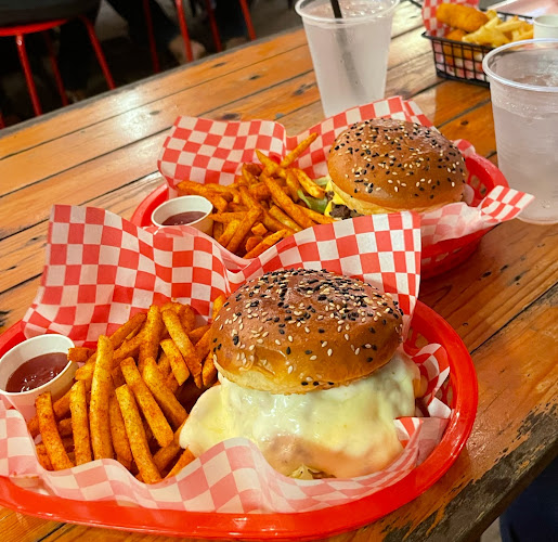 Opinii despre LA Burger Kukus Bakar în Taiping - Gastronomi dan perhotelan