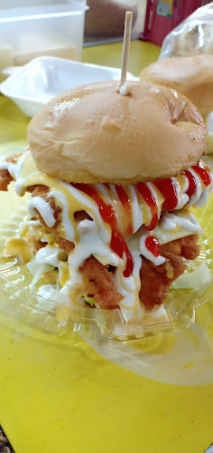 Menara Tomyam Merbau Patah - Gastronomi dan perhotelan