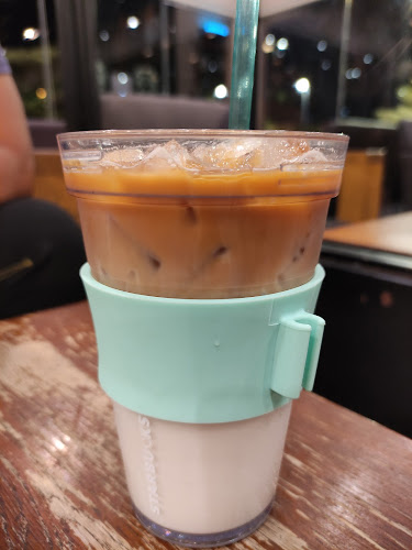 Comentarii opinii despre Starbucks DT Malim Jaya