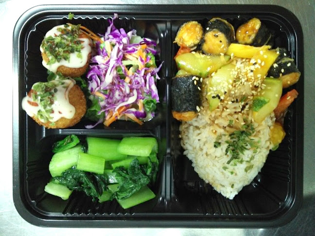 Opinii despre Loving Hut Vegan Cafe în Johor Bahru - Gastronomi dan perhotelan