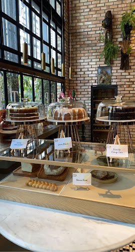 Comentarii opinii despre Tapestry | Chow Kit