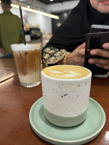 Teduhan Senja Cafe Sdn.Bhd - Gastronomi dan perhotelan