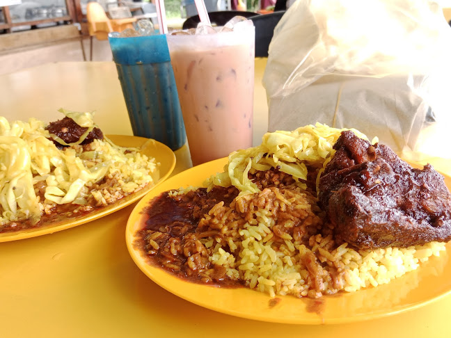 Nasi Royale Tok Ayah ( Original Malay Nasi Kandar ) - Gastronomi dan perhotelan