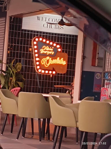 Chubbs Jalan Tun Jugah Outlet - Kuching