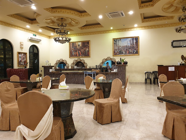 Comentarii opinii despre The Castle Restaurant