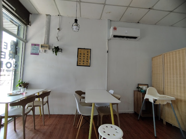 Room Cafe - Jerantut