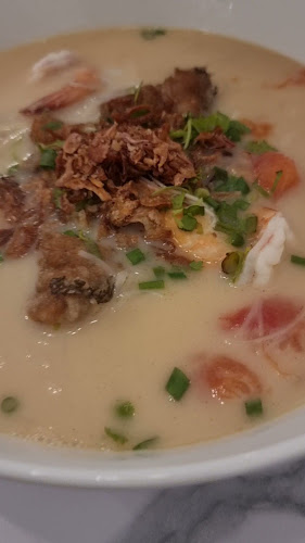 Opinii despre Kofe & Speda Sri Andalas (Authentic Chinese Muslim Cuisine By Cheras Flat Fish Head Noodle 蕉赖四楼鱼头米) în Klang - Gastronomi dan perhotelan