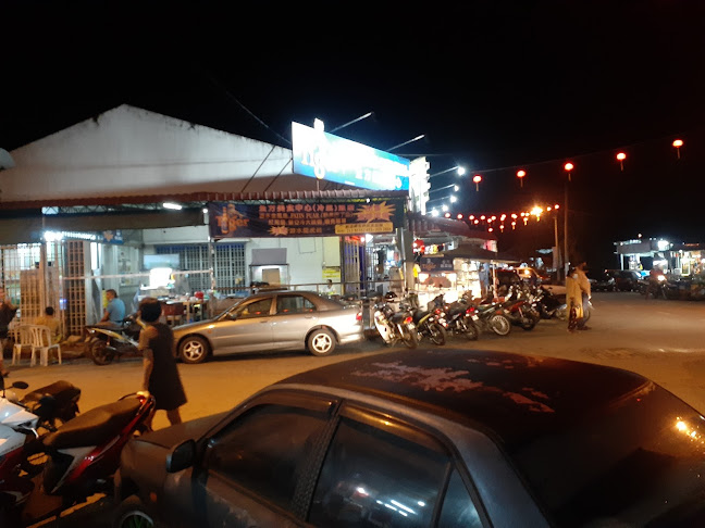 Pusing Food Hawkers Center