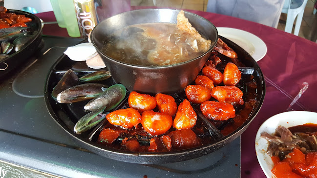 Opinii despre D11 Steamboat în Kuching - Gastronomi dan perhotelan