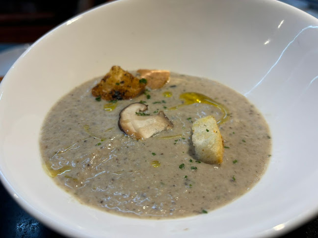 Opinii despre Toscani's Wine & Dine Cafe în Kota Kinabalu - Gastronomi dan perhotelan