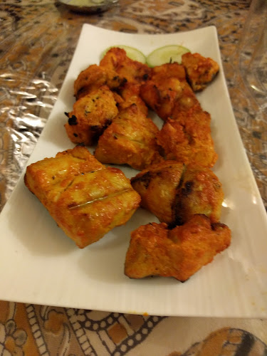 Restaurant D' Tandoori House - Gastronomi dan perhotelan