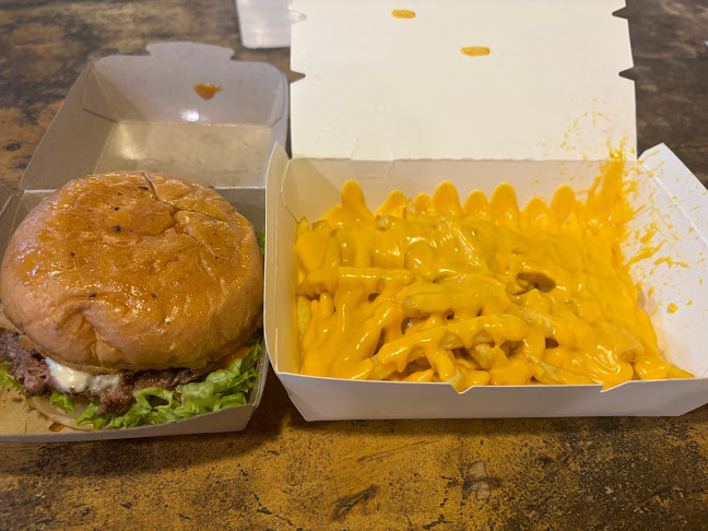 Lepak Luu Food Court - Gastronomi dan perhotelan