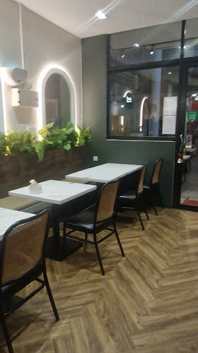 Comentarii opinii despre Rasa Kaw Kaw Kuching