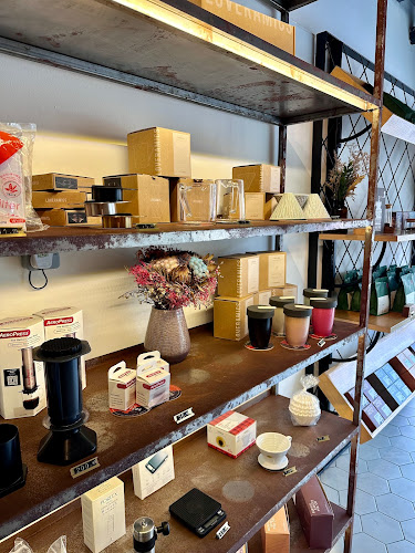 Common Man Coffee Roasters - Kuala Lumpur