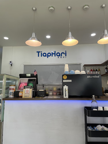 Bata, Kg Gok, Jalan Raja Perempuan Zainab 2, Kubang Kerian, 15200 Kota Bharu, Kelantan