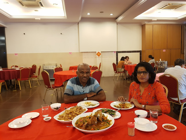 Rainbow Seafood Restaurant - Gastronomi dan perhotelan