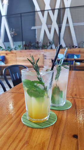 Fika Farmhouse - Gastronomi dan perhotelan