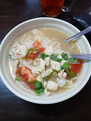 Opinii despre Sri Tanjung Seafood în Kuala Berang - Gastronomi dan perhotelan