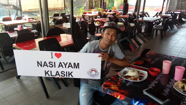 Api Api Steamboat and Grill - Gastronomi dan perhotelan