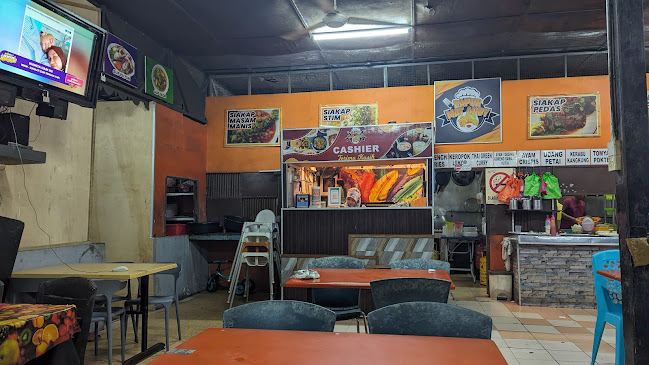 Opinii despre Restoran Mat Addy Poktek în Kerling - Gastronomi dan perhotelan