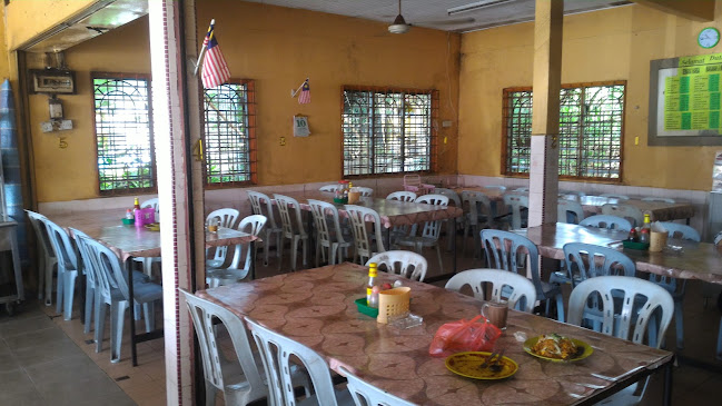 Roti Canai Asam Pedas - Melaka